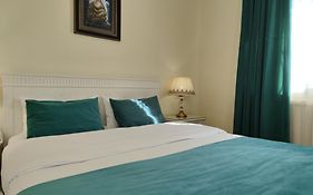 Crown Hotel